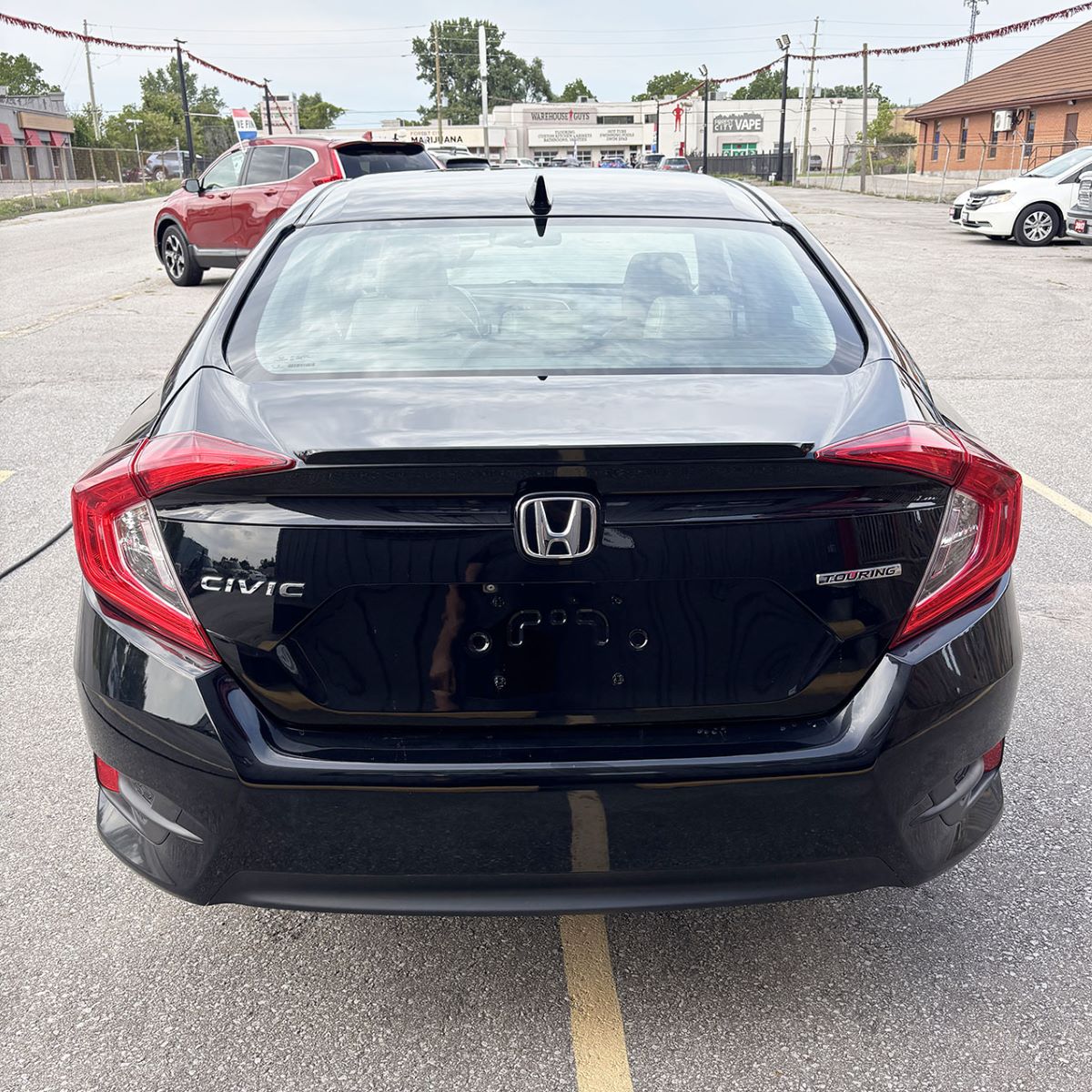 2017 Honda Civic Touring