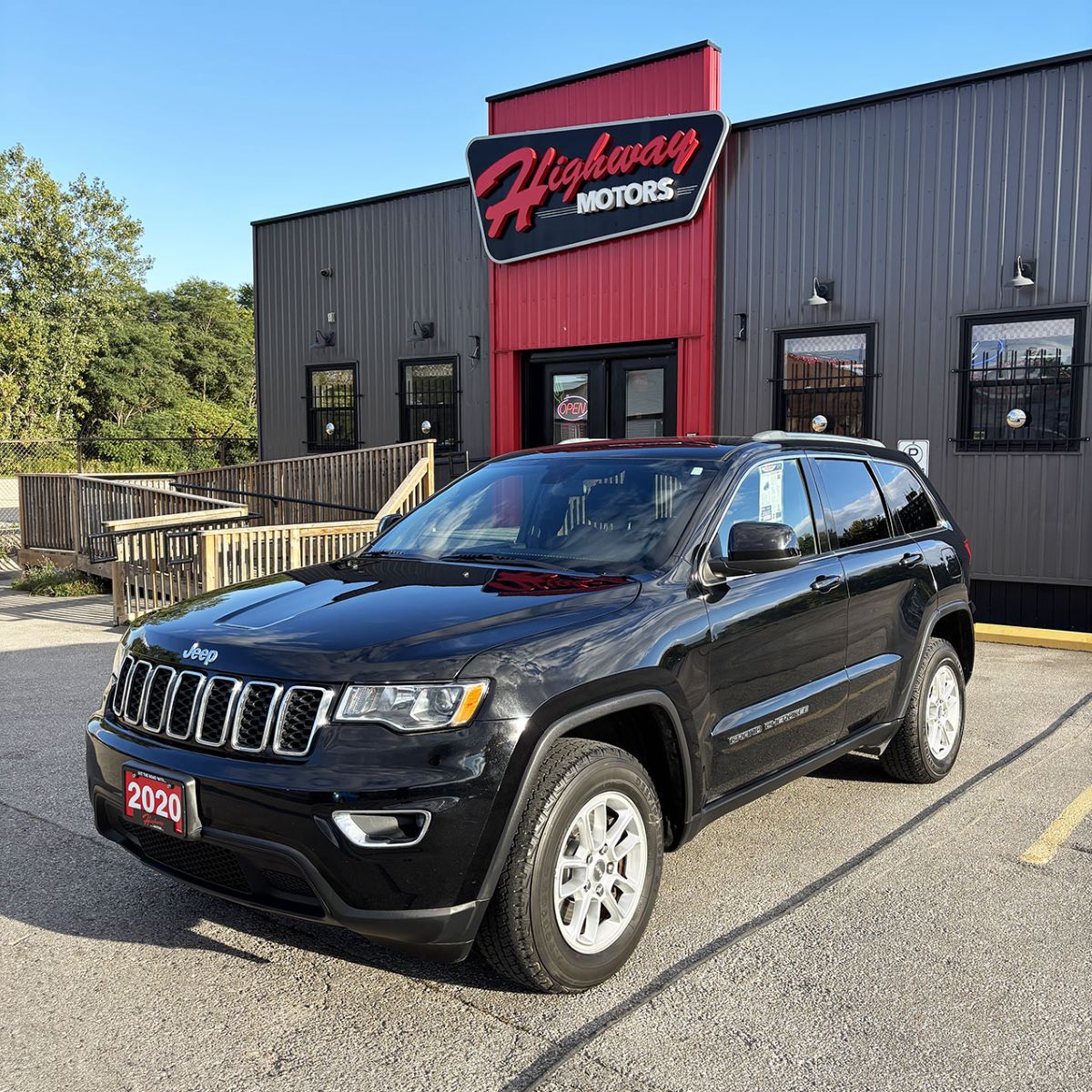 2020 Jeep Grand Cherokee Laredo