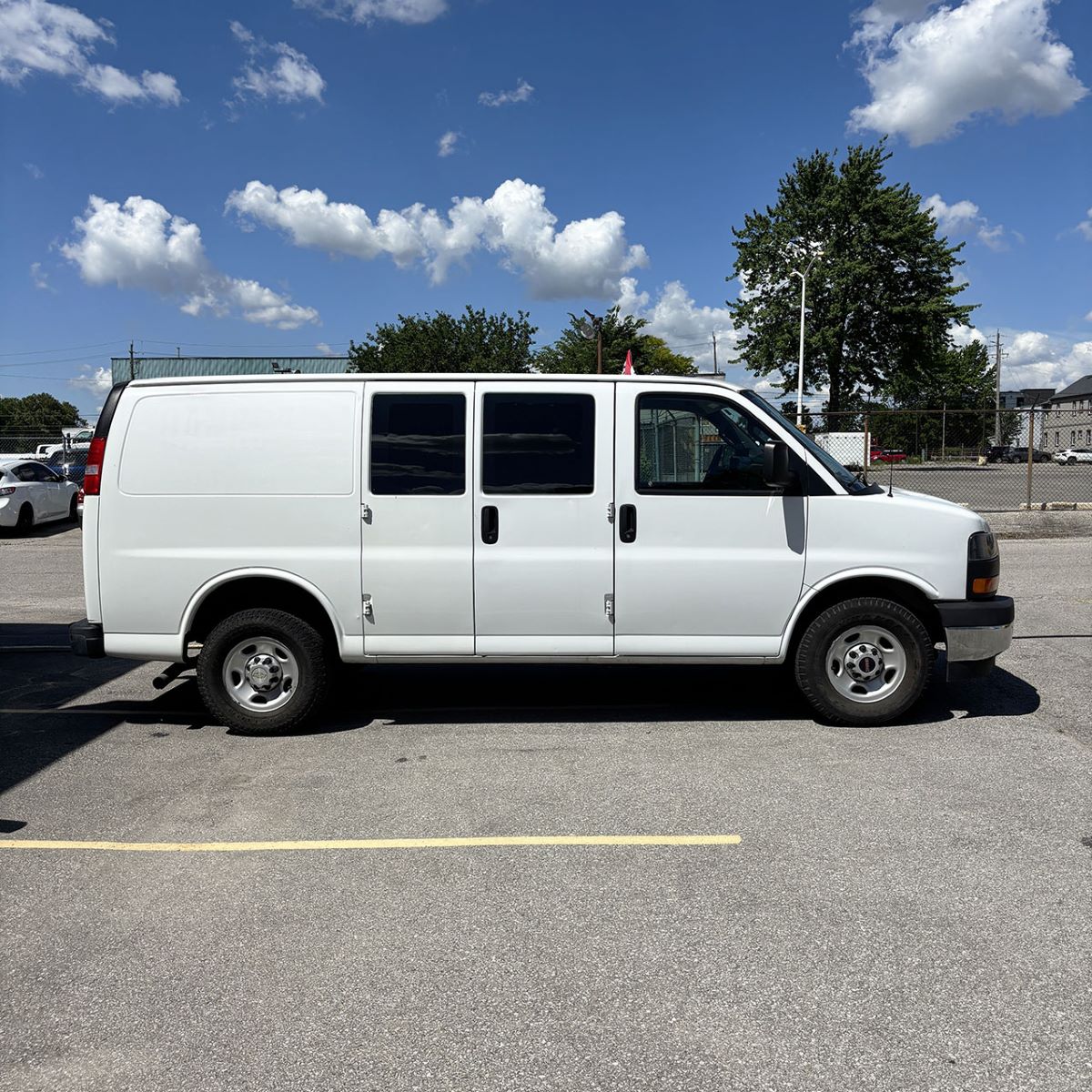2018 GMC Savana Cargo 2500